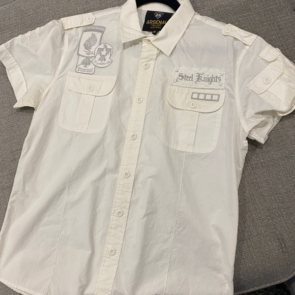 ♠️ Arsenal 4️⃣3️⃣ ♠️ Military Button Up - Picture 1 of 3